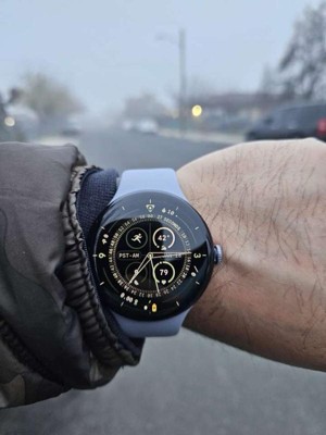 Google PixelWatch 4 45 mmMatte Black アルミ Google Pixel Watch 4 (45mm) at Hamilton Place in Chattanooga, TN