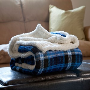 Hastings Home Checkered Fleece Blanket Throw - 50" x 60", Blue - 1 of 3
