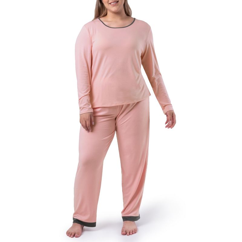 Fruit of the Loom Women's and Women's Plus Long Sleeve Pajama Set, 1 of 5