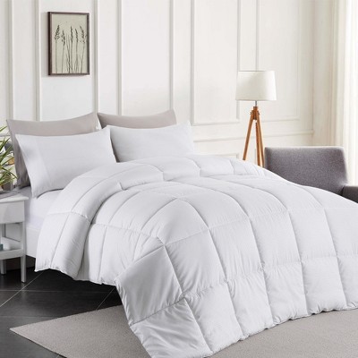 Peace Nest Year-round Down Alternative Comforter