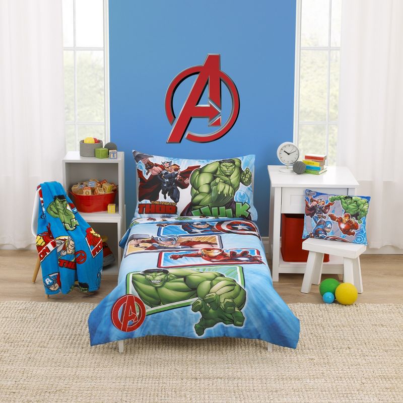 Marvel The Avengers I Am A Hero Blue, Green, and Red Super Soft Toddler Blanket, 5 of 6