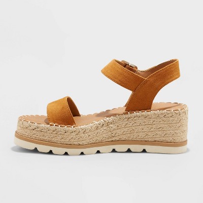 platform sandals wedge