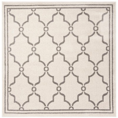 Amherst AMT414 Power Loomed Indoor Rug -Safavieh