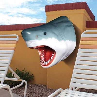 Design Toscano The Great White Shark Wall Mount Trophy Sculpture