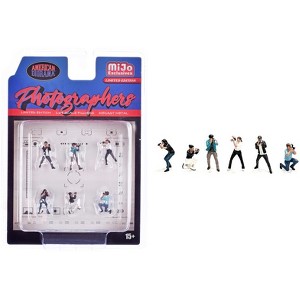 "Photographers" 6 piece Diecast Figure Set (6 Figures) Limited Edition for 1/64 Scale Models by American Diorama - 1 of 4