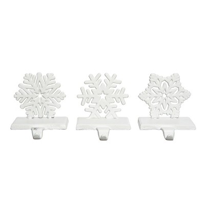 Transpac Metal White Christmas Small Snowflake Ornaments Set of 3 - Bed  Bath & Beyond - 34324265