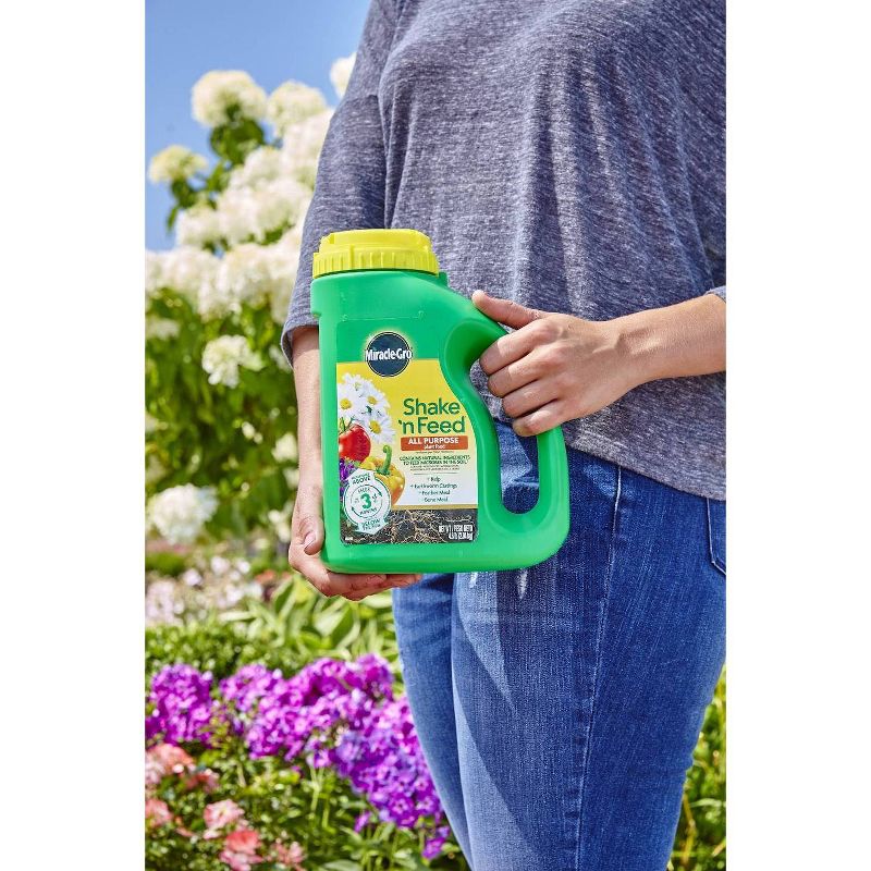 Miracle-Gro Shake 'N Feed All Purpose Continuous Release Plant Food 4.5lb, 4 of 9