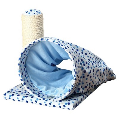 trixie scratching tunnel