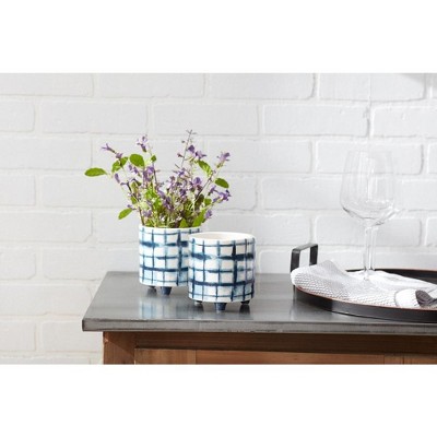 Chic Abstract Blue and White Dolomite Footed Pot Set for Indoor/Outdoor