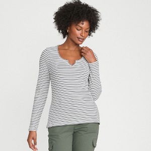 Lands' End Women's Lightweight Waffle Skimming Long Sleeve Notch Neck T-shirt - 1 of 4