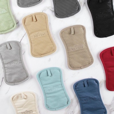 All-Clad Premium Pot Holder, 2 Piece, Titanium