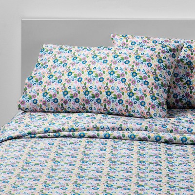 pillowfort floral bedding