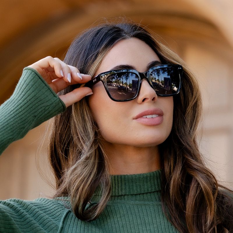 WMP Eyewear Classic Women Rectangular Polarized Sunglasses, 3 of 5