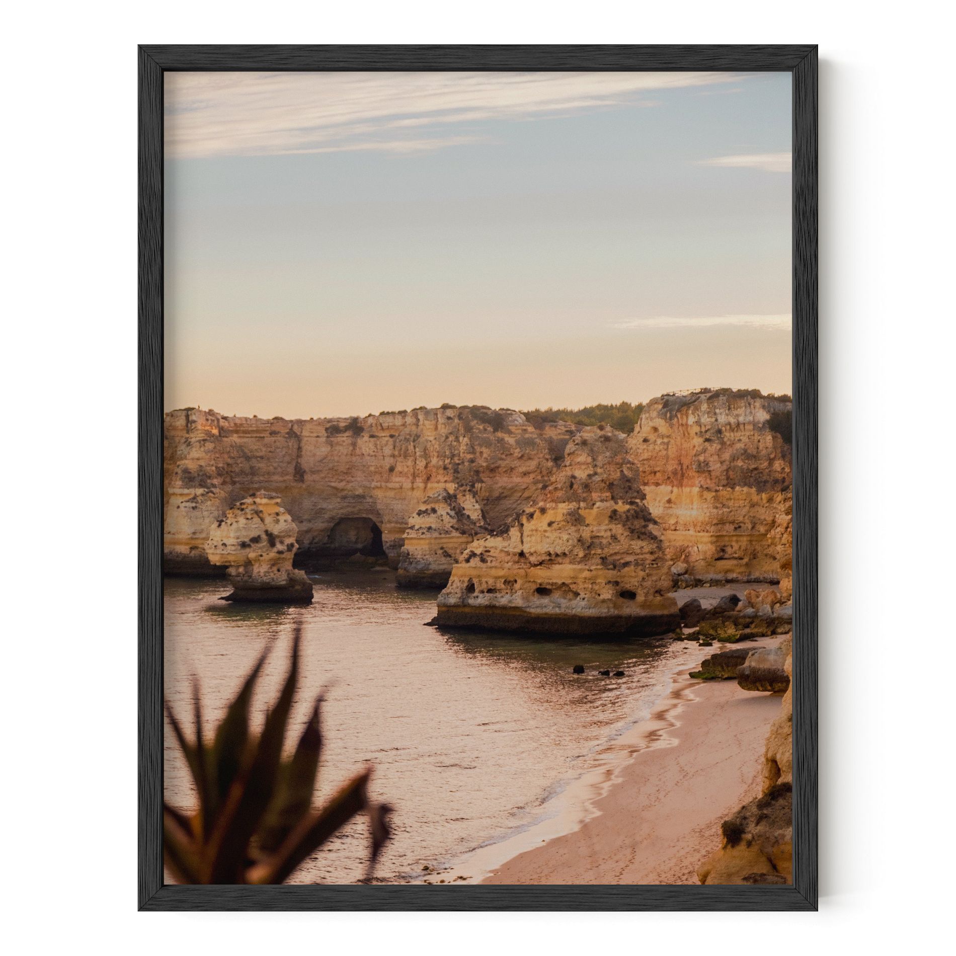 Haus and Hues Oak Picture Frame with Plexiglass Cover, Black, 8.5x11