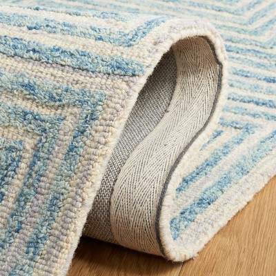 Light Blue Hand-Tufted Wool Rectangular Area Rug 4' x 6'