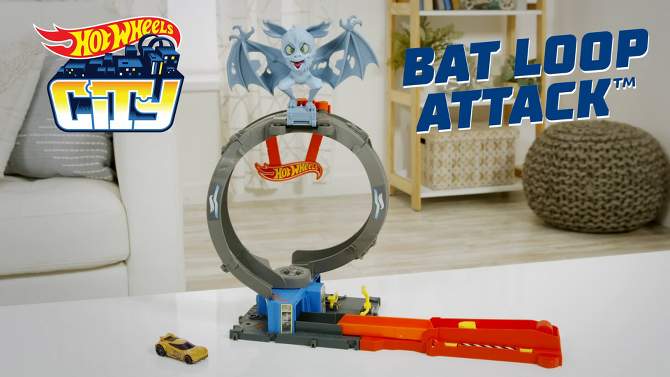 Hot Wheels Let&#39;s Race City Tire Shop Bat Loop Attack, 2 of 8, play video