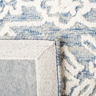 Elegant Country Floral Hand-Tufted Wool Rug - Blue Ivory, 27x7 in