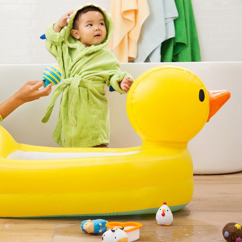 Munchkin White Hot Inflatable Duck Safety Baby Bath Tub, 5 of 8