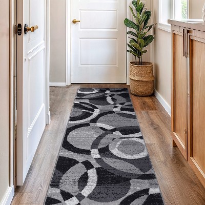 Gray Geometric Circles Stain-Resistant Runner Rug 2'7" x 6'