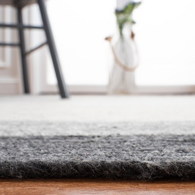 Handmade Grey and Ivory Wool Braided Round Rug, 8' Diameter