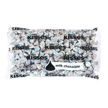 Kisses Milk Chocolates with Silver Foil - 66.7oz