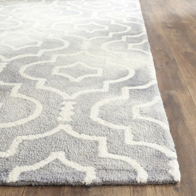 Ivory Elegance 5' Square Hand-Tufted Wool Area Rug