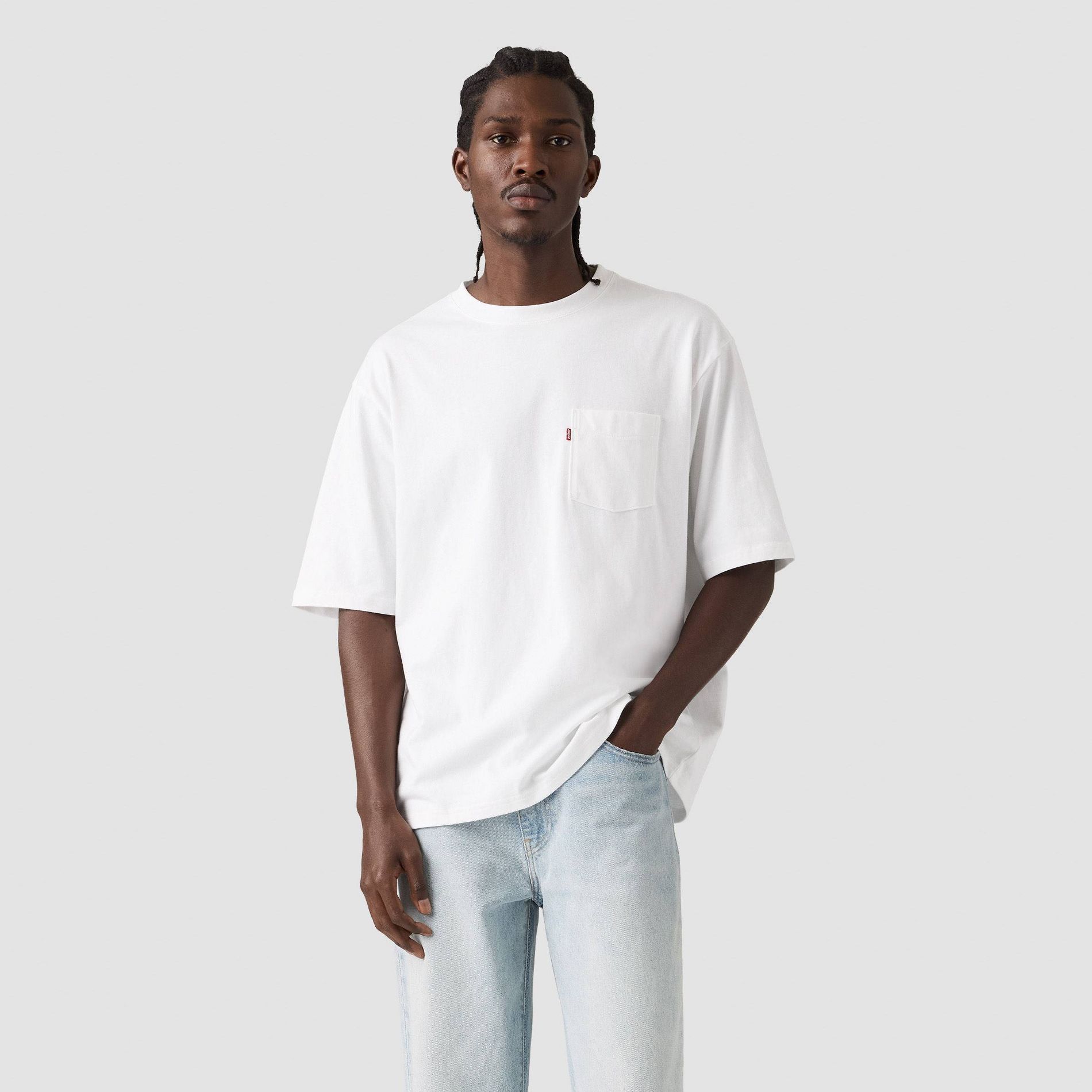 Levi's® Men's Short Sleeve Loose Fit Crewneck Pocket T-Shirt - White L