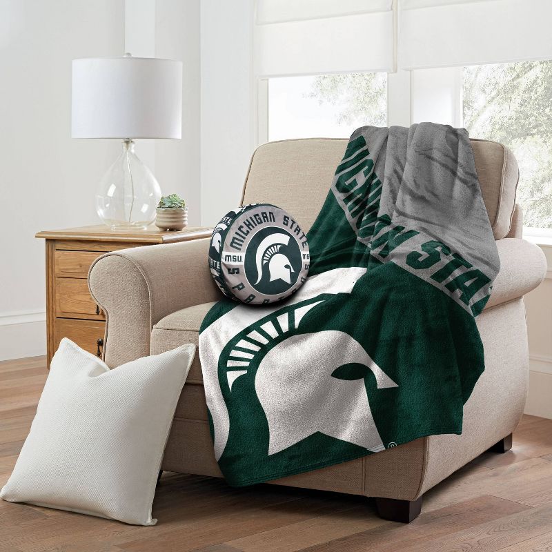 15&#34; NCAA Michigan State Spartans Cloud Pillow, 3 of 4