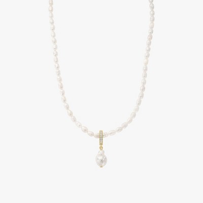 Bearfruit Jewelry Nacre Cultured Pearl Necklace with Teardrop Shaped Charm Pendant