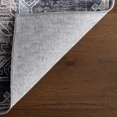 Charcoal Medallion 4' x 6' Washable Synthetic Area Rug