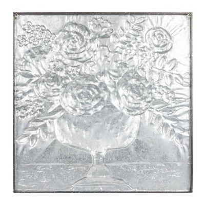 Distressed Antique White Metal Floral Bouquet Wall Décor