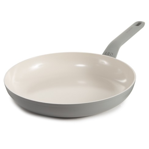 BergHOFF Balance Non-Stick Ceramic Omelet Pan 10, Recycled Aluminum, Moonmist Color: Gray 3950434
