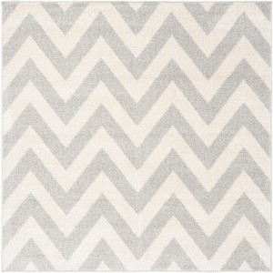 Amherst AMT419 Power Loomed Indoor Rugs - Safavieh - 1 of 4