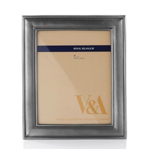 Royal Selangor Hand Finished The Inspired Collection Pewter English Photo Frame (8R) Gift - 1 of 4