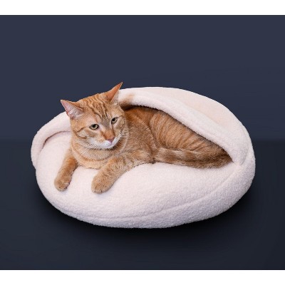 Boucle Pet Bed with Attached Cover – Cloud White