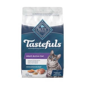 Blue Buffalo Tastefuls Active with Chicken Natural Adult Dry Cat Food - 15lbs - 1 of 4