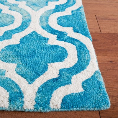 Turquoise and Ivory Hand-Tufted Wool 4' x 6' Area Rug
