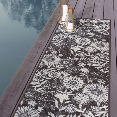 Gray Floral Flat Woven Reversible Indoor/Outdoor Rug
