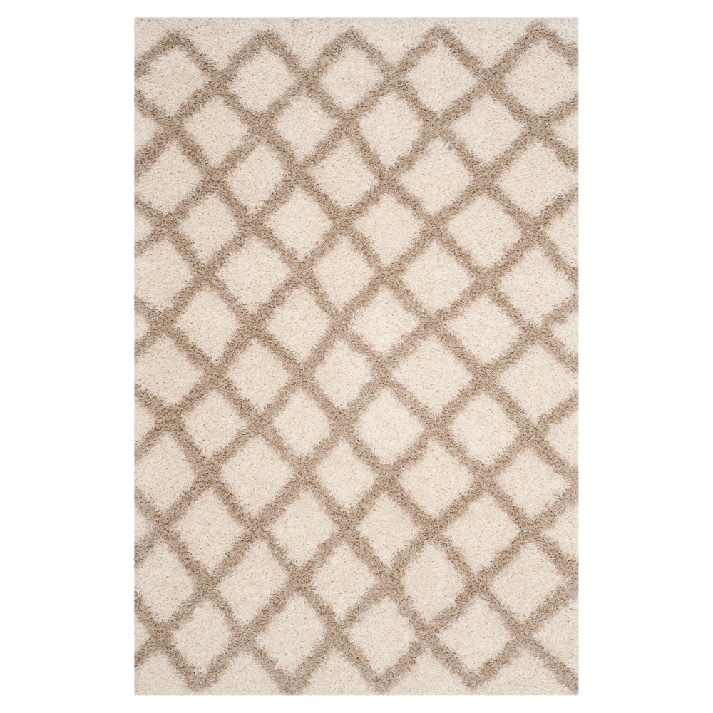 Ivory/Beige Geometric Loomed Area Rug - (5'1inx7'6in) - Safavieh