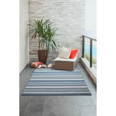 Seascape Stripe Handmade 4' x 6' Reversible Synthetic Rug