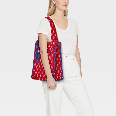 Сумки Universal Thread Floral Print Quilted Tote Bag with Tassel - Universal Thread™ Red — фото 2