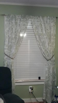 Guest review image 1 of 3, zoom in