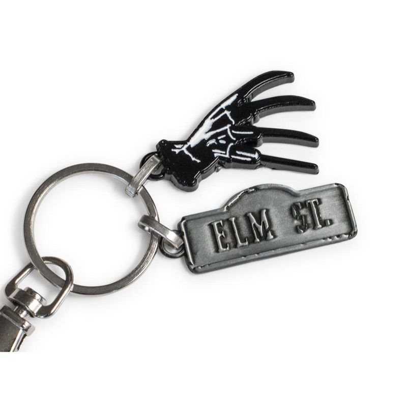 SalesOne LLC A Nightmare On Elm Street Sign and Freddy Glove Heavy Duty Metal Car Keychain, 3 of 8