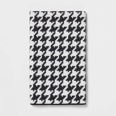 Waffle Houndstooth Hand Towel Black/White - Room Essentials™