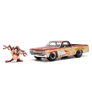 Hollywood Rides Looney Tunes 1967 Chevrolet El Camino with Tasmanian Devil Figure - 1:24 Scale - 1 of 4