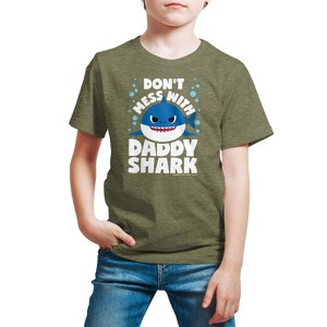 Boys' - Baby Shark - Don't Mess With Dadday Shark Short Sleeve Graphic T-Shirt - 1 of 4