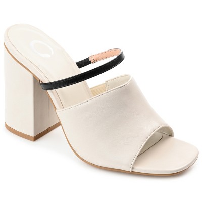 Journee Women's Heiddy Sandals