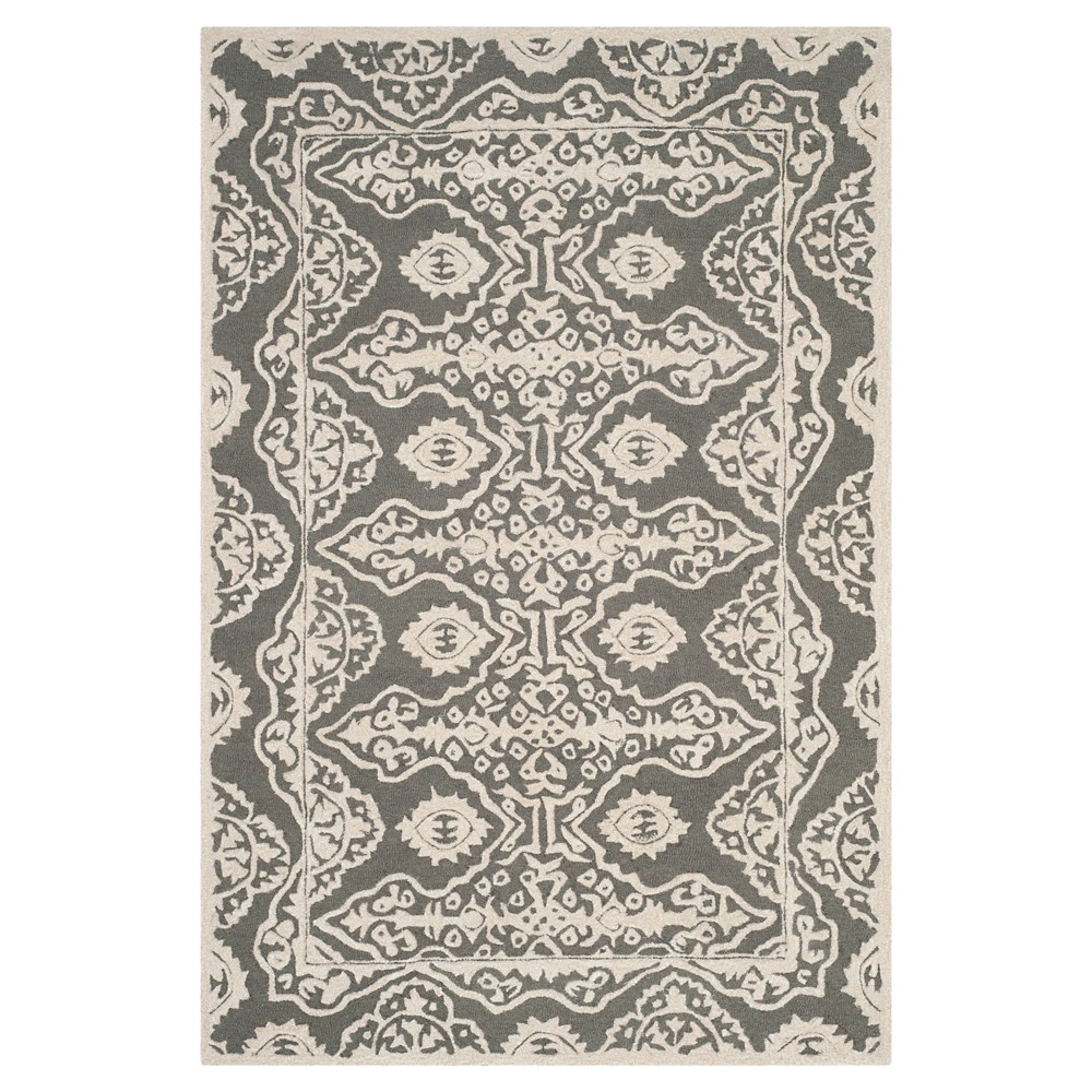 Dark Gray/Ivory Damask Tufted Area Rug 4'x6' - Safavieh