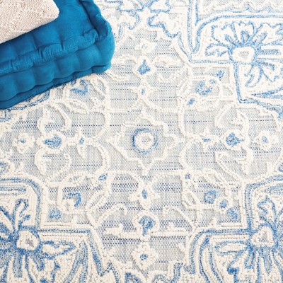 Ivory and Blue Hand-Tufted Wool Medallion Area Rug 8' x 10'