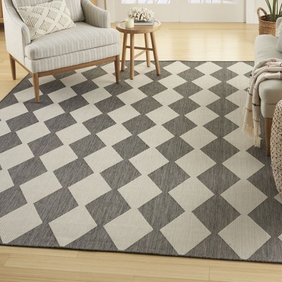 Charcoal and Off-White Diamond Pattern Synthetic 5' x 7' Rug